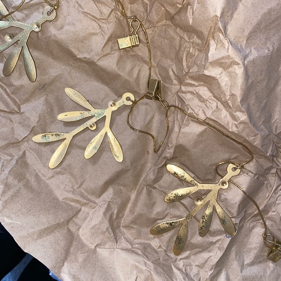 NWT Threshold Designed With Studio McGee Card Display Garland - Picture 3 of 5